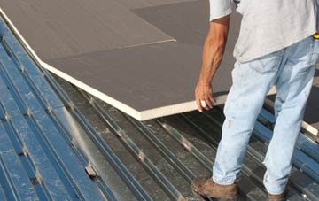 benefits of insulating Pantperthog flat roofing